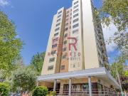 Apartamento T4 com varanda e garagem