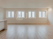 Apartamento T4 com varanda e garagem nas Antas Porto