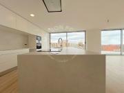 Apartamento T4 com terraço na cobertura de Condomínio...