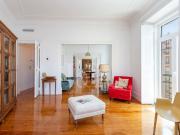 Apartamento T4 com varanda nas Amoreiras, Lisboa