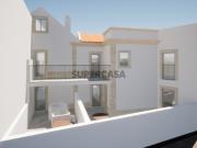 Apartamento duplex T3+1 com varanda no centro histórico...