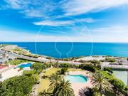 Apartamento T4 com vista mar na Guia Cascais