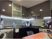 Apartamento T3 em Queluz com logradouro, a 100 metros da...
