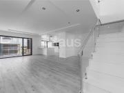 Apartamento T4 Duplex c/ 2 lugares de garagem