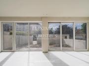 Apartamento T4 Duplex com jardim e varanda à venda nas...