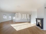 Apartamento T4 duplex com vista mar no Estoril, Cascais...