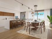 Apartamento T4 duplex em condomínio com piscina, Caxias