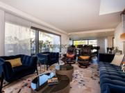 Apartamento T4 duplex em condomínio localizado no centro...