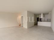 Apartamento T4 duplex jardim privativo nas Antas, Porto...