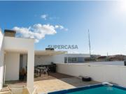 Apartamento T4 Duplex | Situado no Centro de Cadaval,...