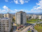 Apartamento T4 em bom estado com varandas amplas em São...