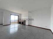 Apartamento T4 em Canidelo