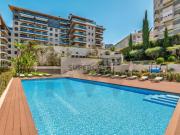 Apartamento T4, em condomínio com piscina e...