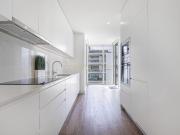 Apartamento T4 em Condomínio com Piscina e Garagem