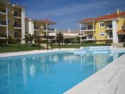 Apartamento T4 em condomínio com piscina e jardim na Beloura