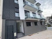 Apartamento T4 em Santa Iria de Azoia, São João da Talha...