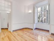 Apartamento T2 em Santa Maria Maior de 140,00 m²