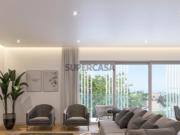 Apartamento T4 Estoril