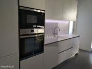 APARTAMENTO T4 JUNTO DA ROTUNDA BOAVISTA