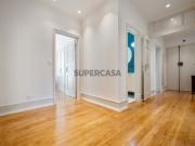 Apartamento T4 na Alameda totalmente renovado