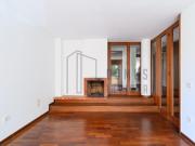 Apartamento T4 na Cooperativa dos Arquitetos Porto