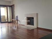 Apartamento T4 na zona privilegiada de São Vitor,...