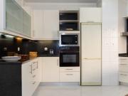 Apartamento T4 nas Antas com excelentes áreas