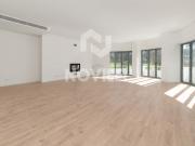 Apartamento T4 no Edifício Comendador no centro de Leiria