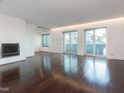 Apartamento T4 para arrendamento