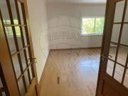 Apartamento T4 para arrendar em Miraflores