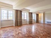 Apartamento T4 para arrendar, sem mveis, nas Avenidas Novas