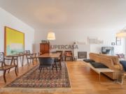 Apartamento T4 Renovado com 4 Frentes na Av. da Boavista