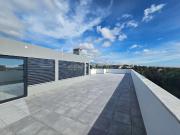 Apartamento T4 Top Floor com garagem em Box para 2...