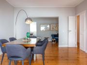 Apartamento T4 Remodelado e com elevador Avenidas Novas