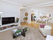 Apartamento T4 transformado em T3 com 203m2 de área...