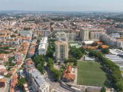 Apartamento T4 transformado em T3, com Arrecadação e...