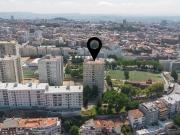 Apartamento T4 transformado em T3, com Arrecadação e...