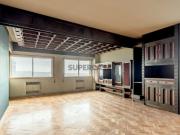 Apartamento T5, com terraço e garagem, no Porto