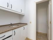 Apartamento T5 com terraço virado a Sul, em condomínio...