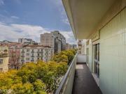 Apartamento T5 com varanda e garagem nas Avenidas Novas,...