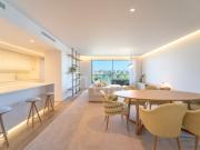 Apartamento T5 com varanda em Vila Nova de Gaia