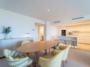 Apartamento T5 com varanda em Vila Nova de Gaia