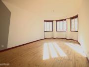 Apartamento T5 em Celas