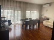 Apartamento T5 em Paranhos