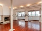 Apartamento T5 para alugar em Almada