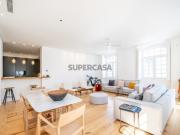 Apartamento T5 transformado em T3, remodelado, com 3...