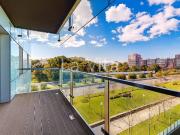 Apartamento T6, com 526 m2 de área bruta, localizado num...