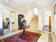 Apartamento T5+1 na Costa da Guia