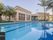 Apartamento TÃrreo com piscina Ã venda com 2...
