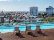 Apartamento Térreo Elegante com Terraço Privado e...